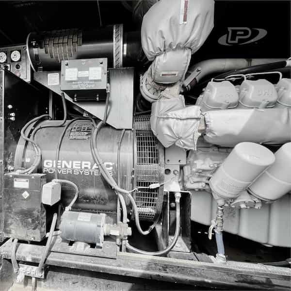 600kw-diesel-generator-600v-generac-012