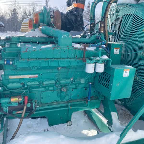 600kw-diesel-generator-600v-cummins-vta28g2-02